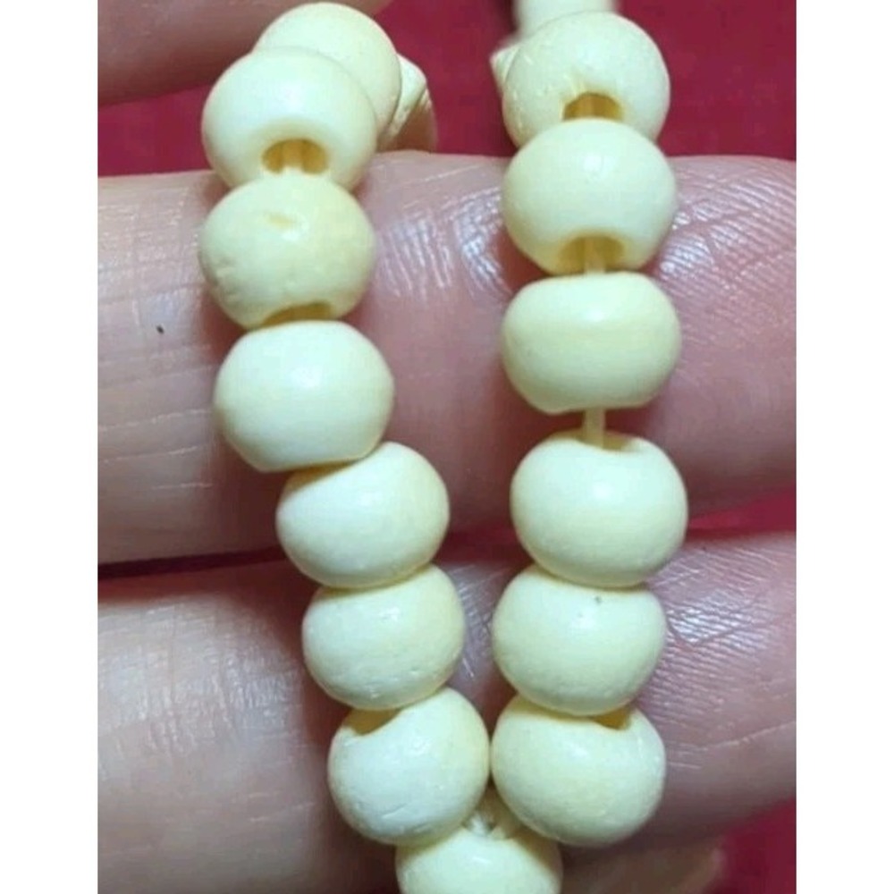 Vintage Hand Carved Bovine Bone Moth & Flower Pendant & Beaded Necklace 14" Drop - Picture 5 of 5